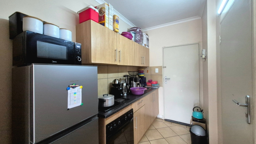 1 Bedroom Property for Sale in Elandsheuwel AH North West